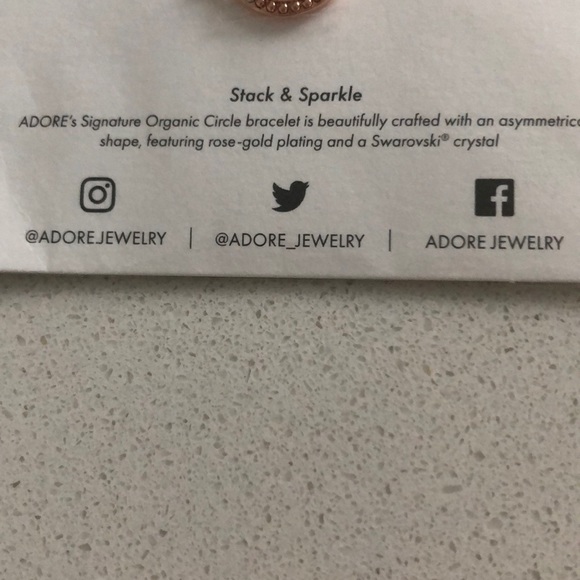 Adore Swarovski Organic Circle Bracelet - NWT - Picture 5 of 5